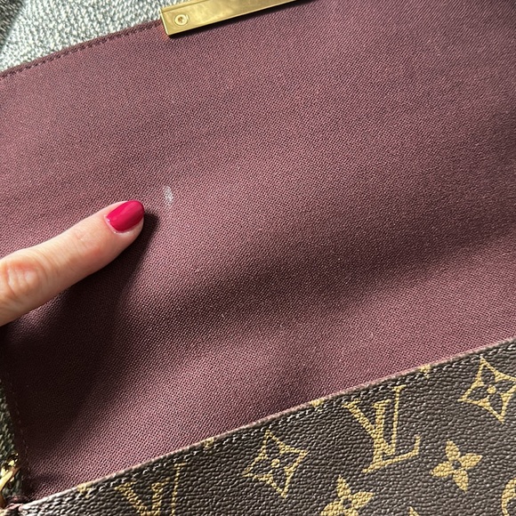 Louis Vuitton favorite MM - Picture 6 of 17